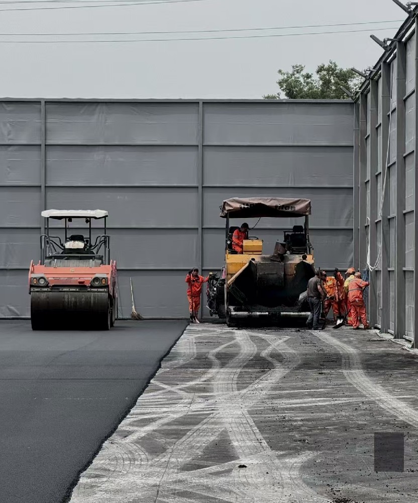 室内外运动场地的基础养护周期是多少？